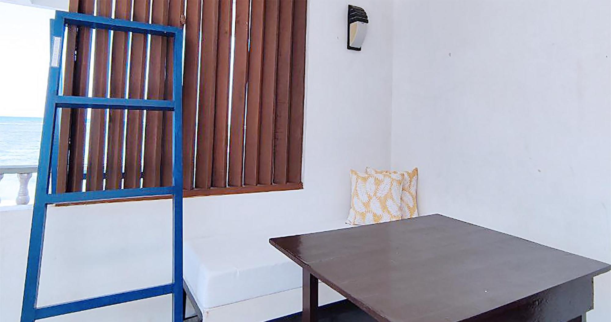 Casa Almarenzo Bed & Breakfast Bolinao Exterior foto
