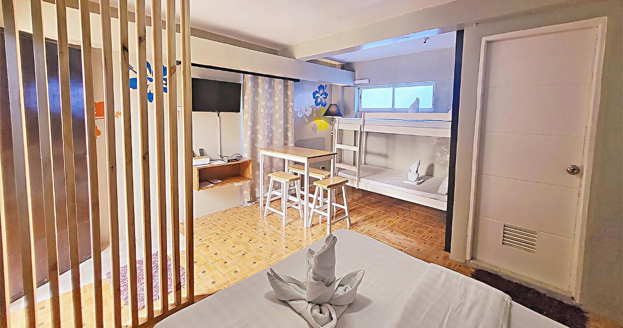Casa Almarenzo Bed & Breakfast Bolinao Exterior foto