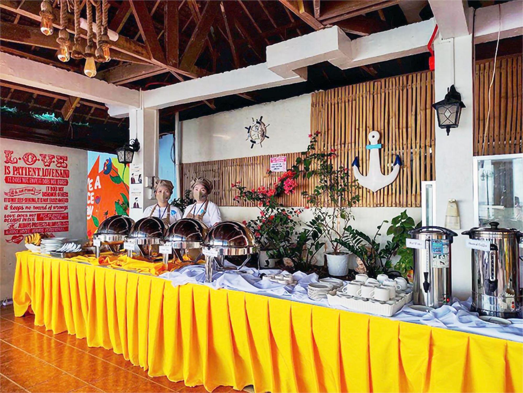 Casa Almarenzo Bed & Breakfast Bolinao Exterior foto